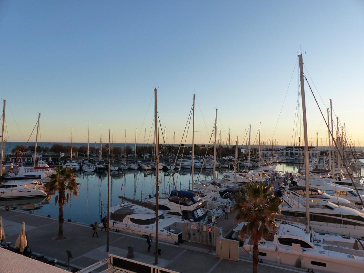 Classe 3 Etoiles - Magnifique Vue Sur Le Port - Wifi Et Clim La Grande Motte Bagian luar foto